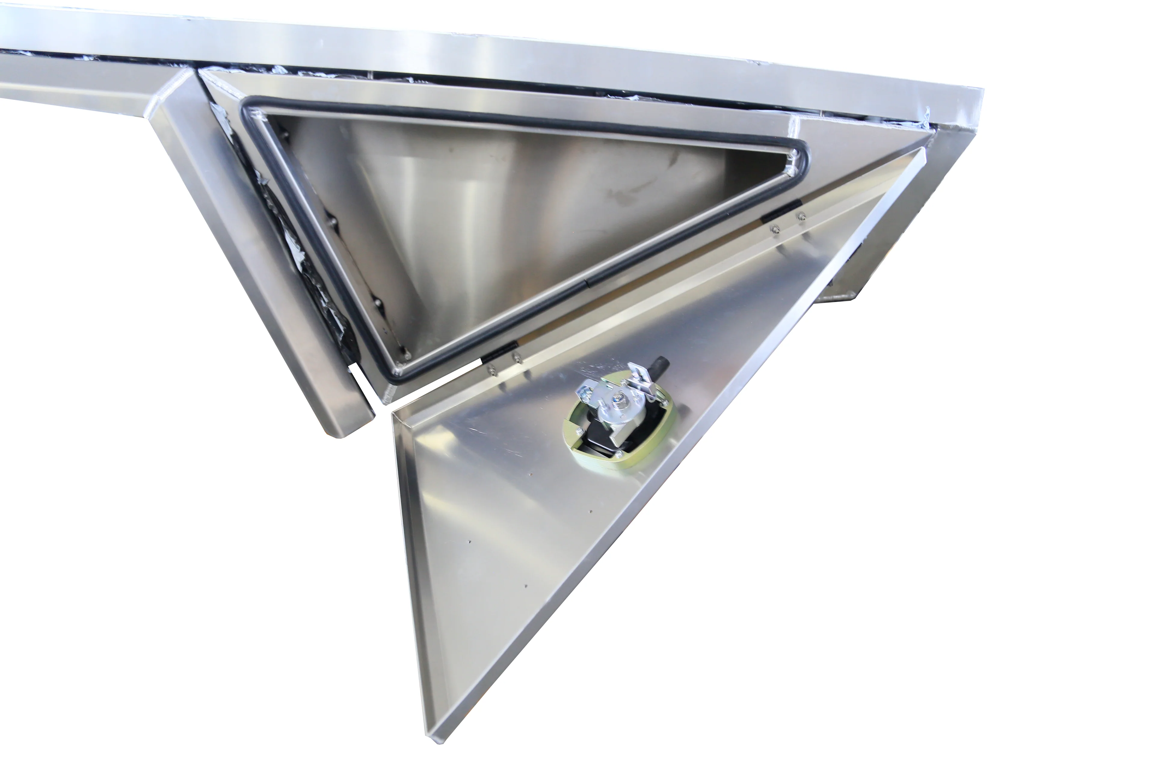 Aluminium Tray Deck 1600 Tapered - Image 13