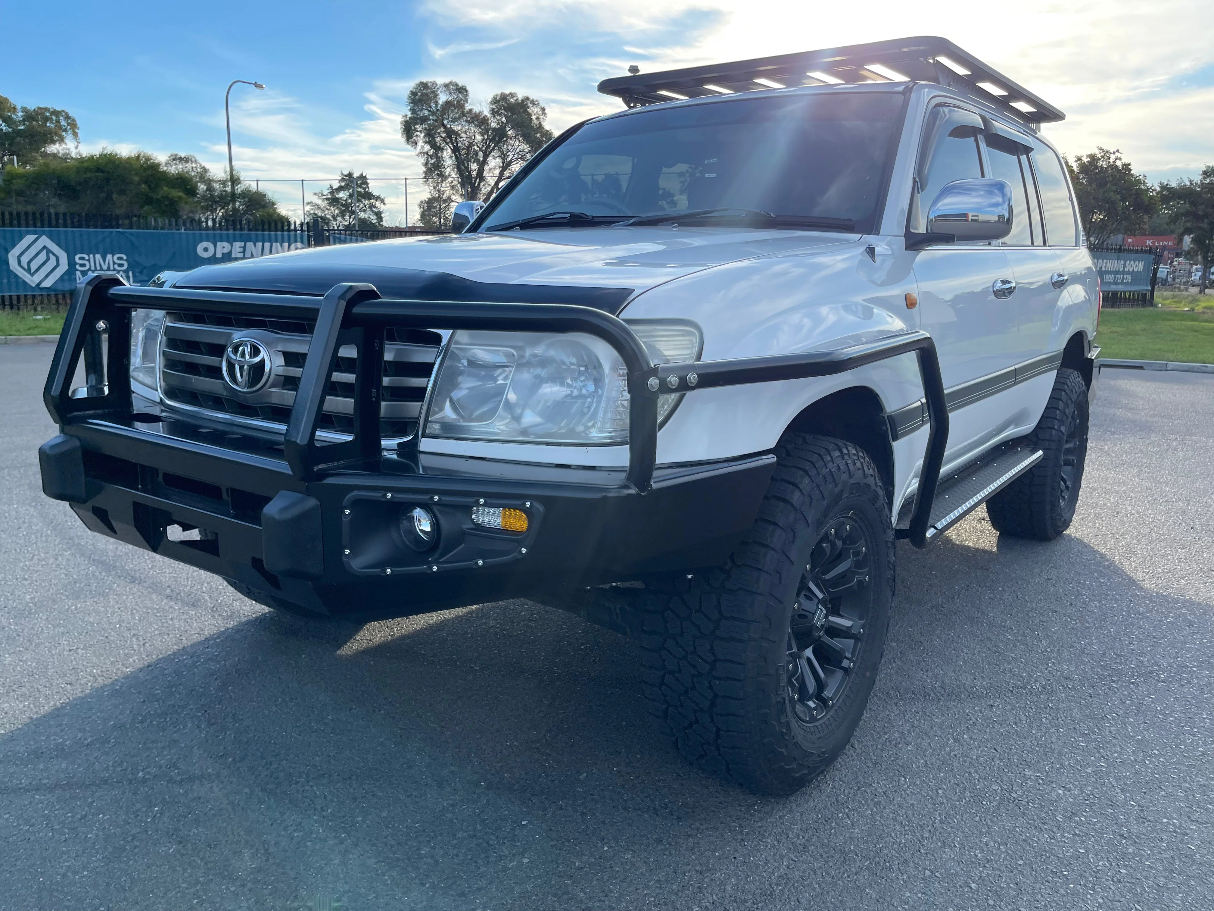 Commercial Bullbar Suitable For Toyota Land Cruiser 100 Series (IFS Only) 1998-2007 - Image 4